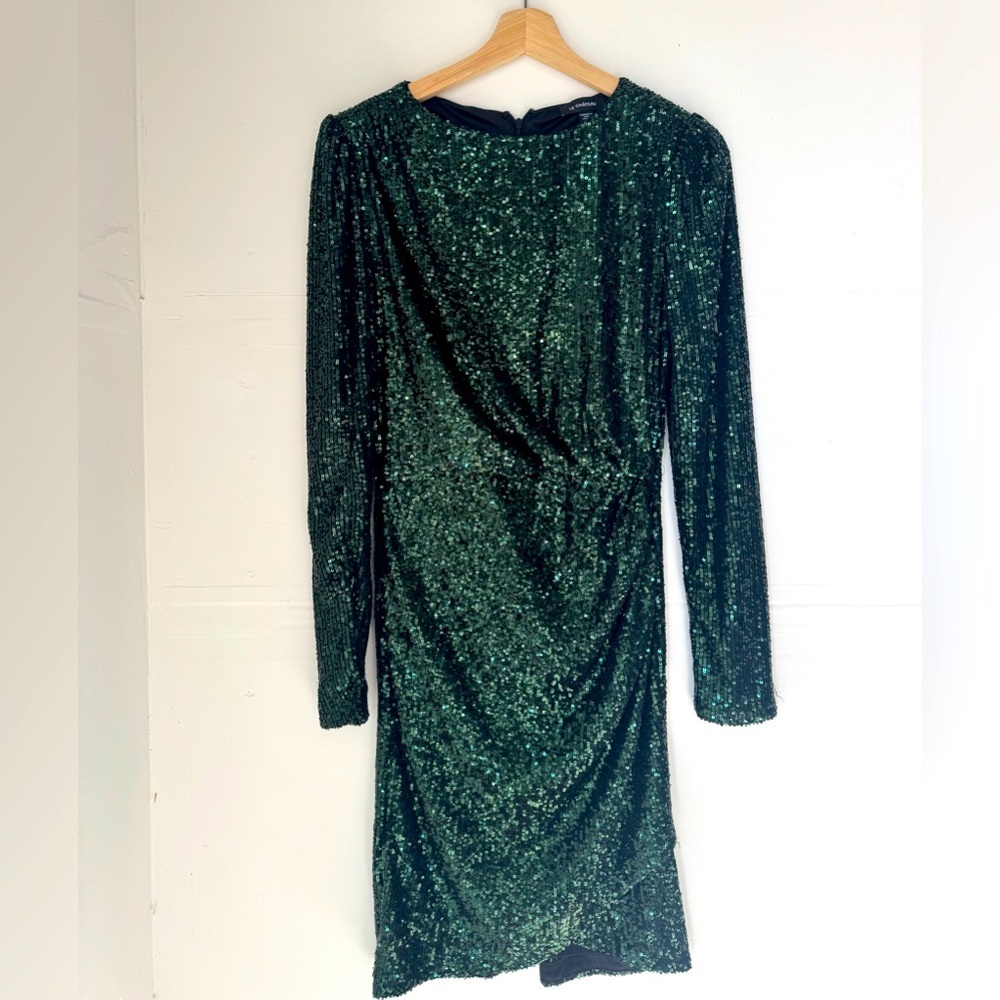 LE CHÂTEAU Small Dark Green Sequin
Prom Dress